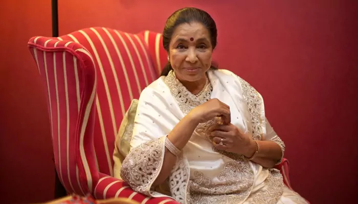 Celebrating Asha Bhosle’s Birthday: Seven Decades of Melody, Magic, and Reinvention